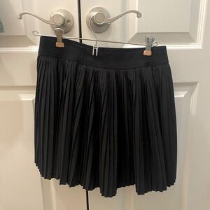 Extra High Wasted StretchTech Micro Pleated Skort